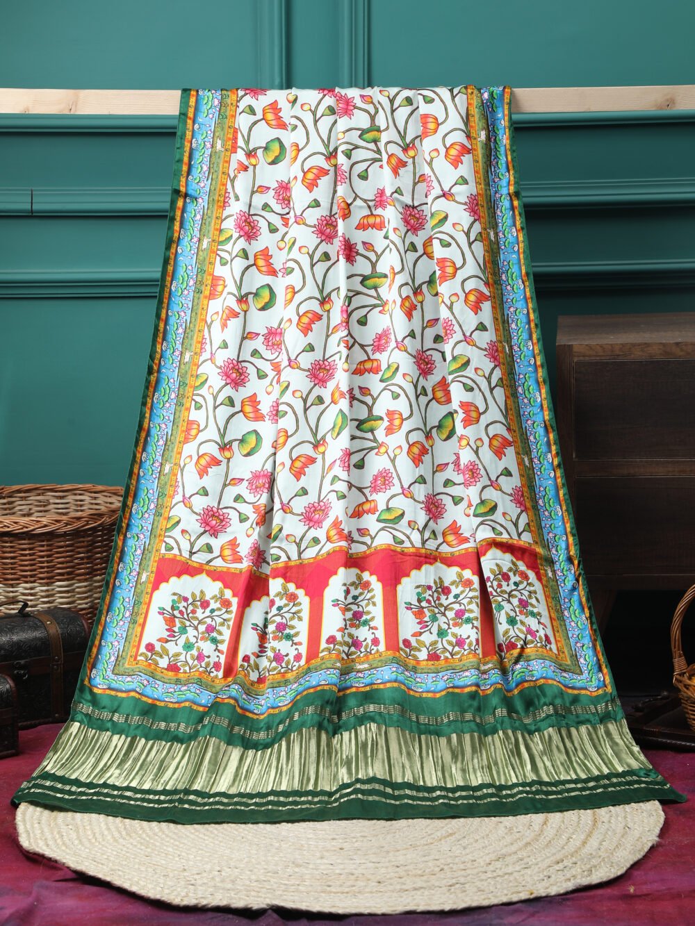 GREEN PICHWAI LOTUS PRINT DUPATTA