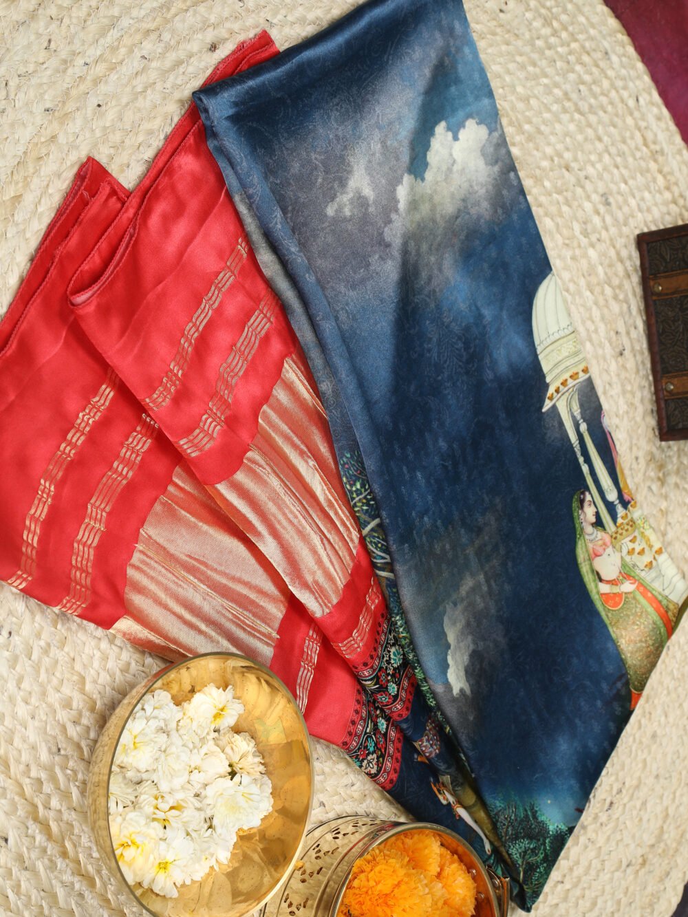 RED & BLUE PICHWAI PRINT RADHA  KRISHNA DUPATTA - Image 6