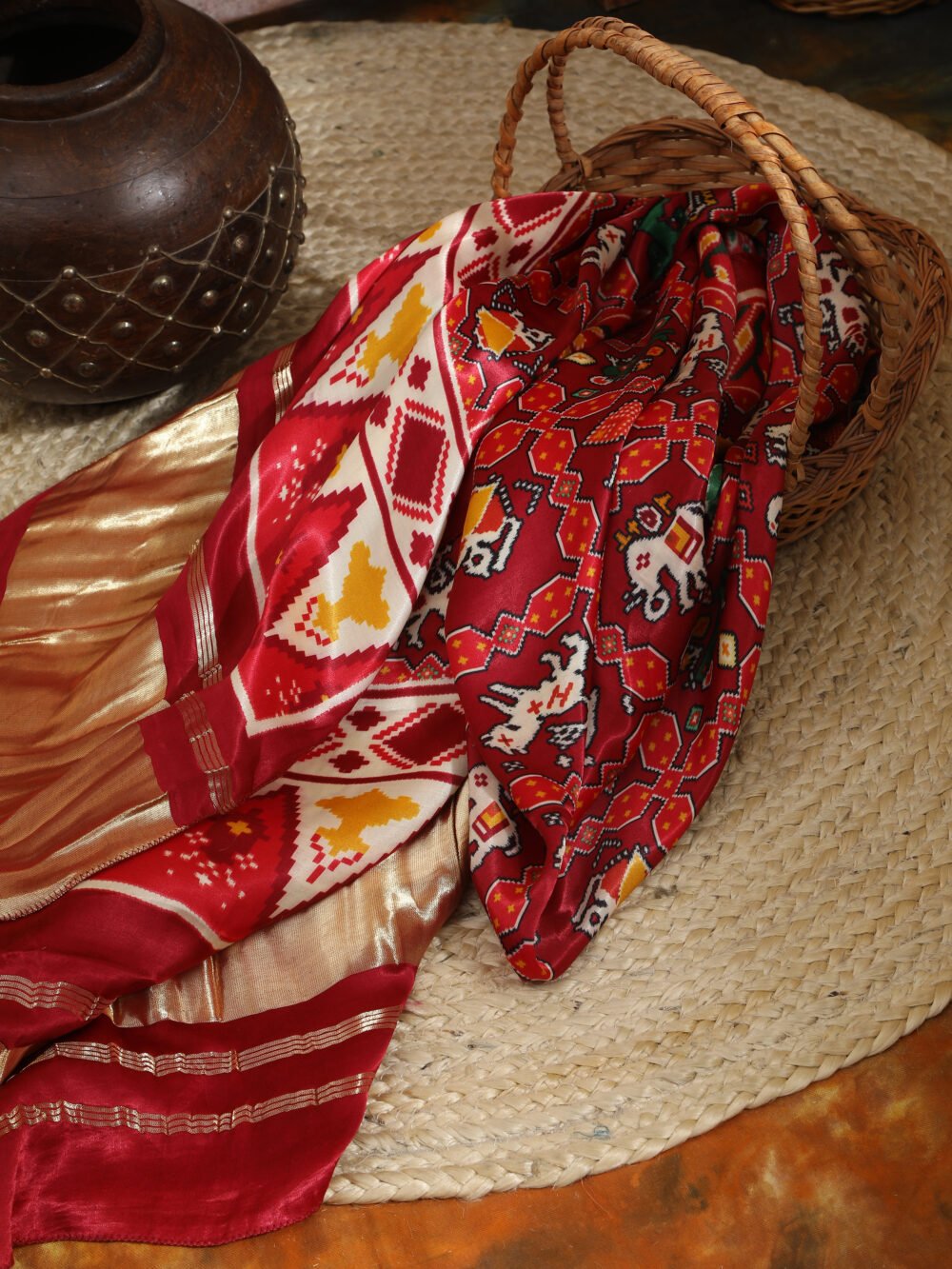 MAROON IKKAT PATOLA PRINT DUPATTA - Image 3