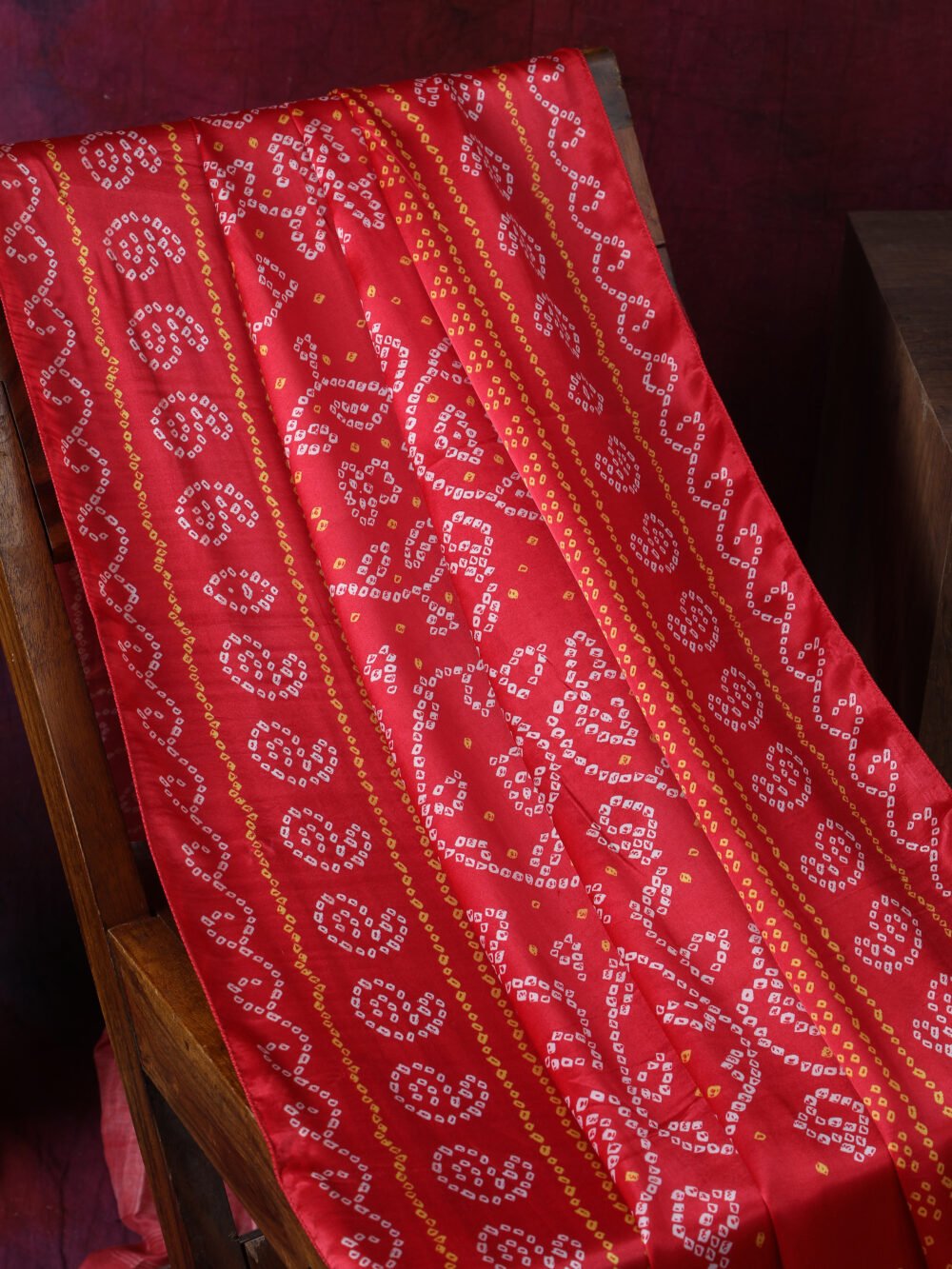 RED BANDHANI PRINT DUPATTA - Image 10
