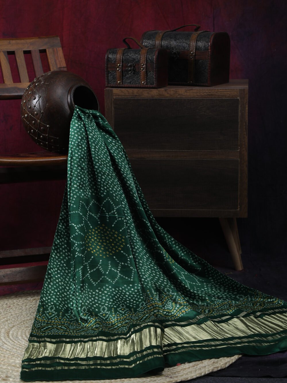 GREEN SURYAMUKHI BANDHANI PRINT DUPATTA - Image 5
