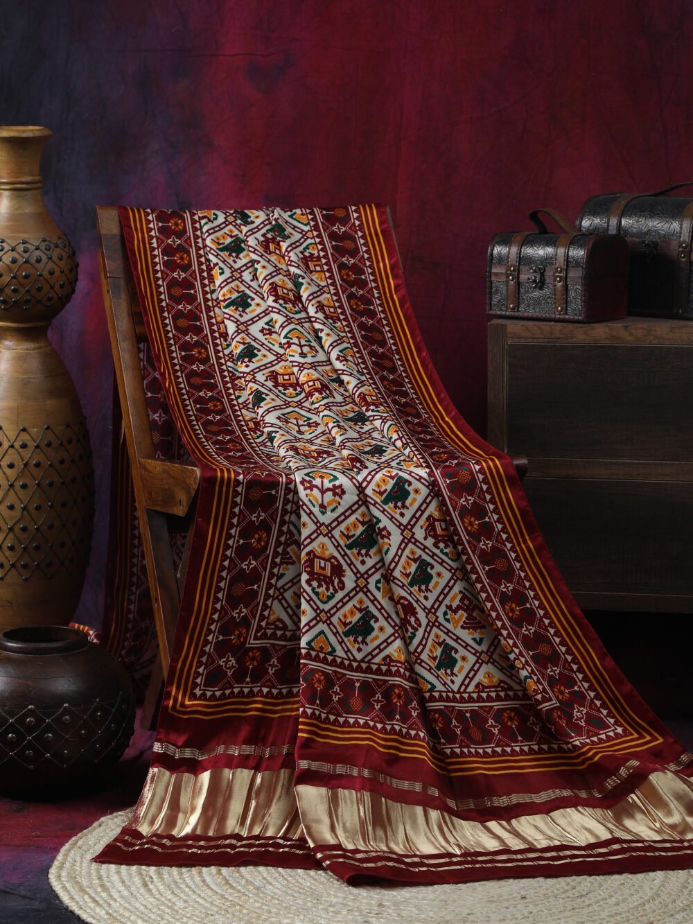 MAROON & CREAM PATOLA IKKAT PRINT DUPATTA