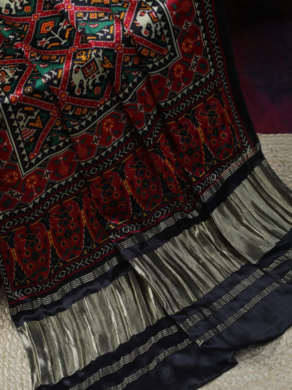 BLACK&RED PATOLA PRINT DUPATTA IN MODAL SILK - Image 7
