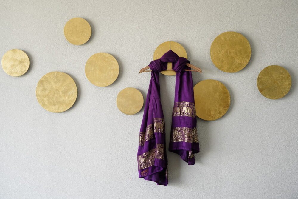 PURPLE PLAIN DYED NAKSHI BORDER DUPATTA