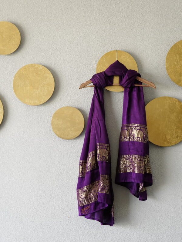 PURPLE PLAIN DYED NAKSHI BORDER DUPATTA
