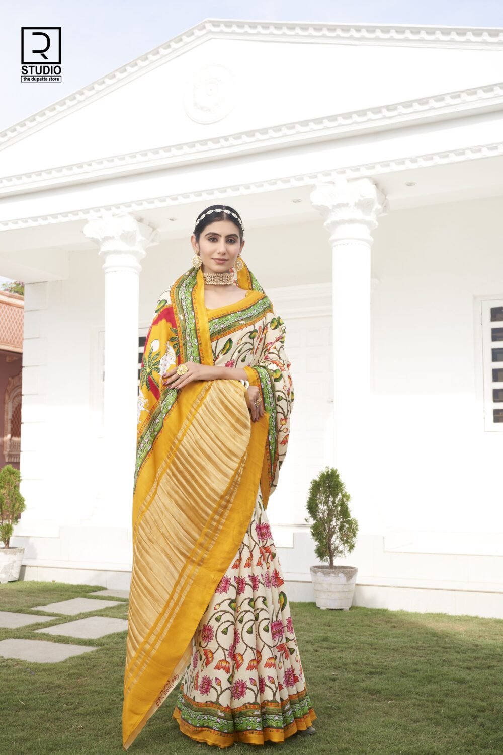 MUSTURD YELLOW KALAMKARI LOTUS PRINT SAREE WITH TISSUE PALLU SAREE - Image 2